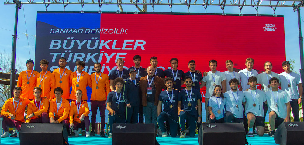 KÜREKTE FENERBAHÇE ŞAMPİYON