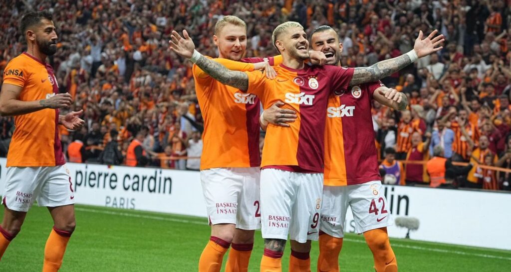 GALATASARAY KAZANMAYA DEVAM: 1-0