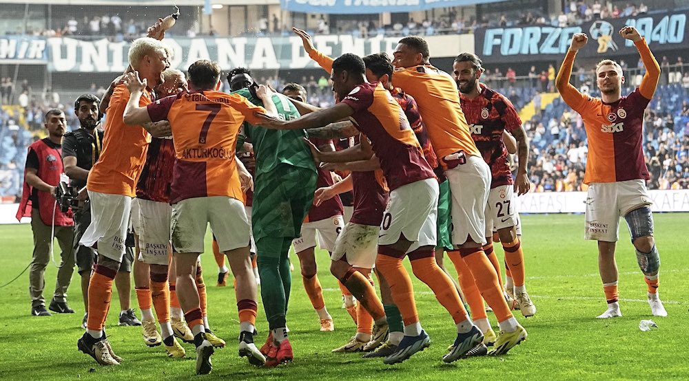 LİDER HAFTAYI GALİBİYETLE AÇTI: 3-0