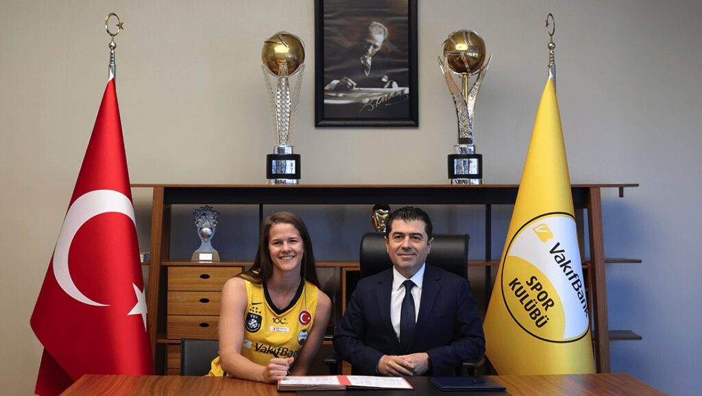 VakıfBank Kiera Van Ryk’ı Kadrosuna Kattı