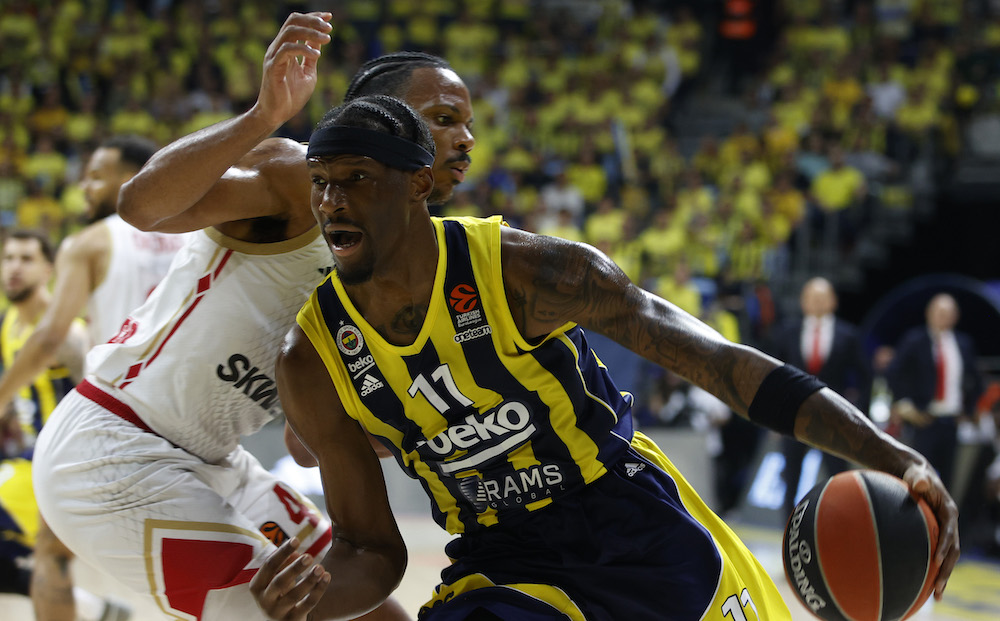 FENERBAHÇE BEKO FIRSAT TEPTİ!