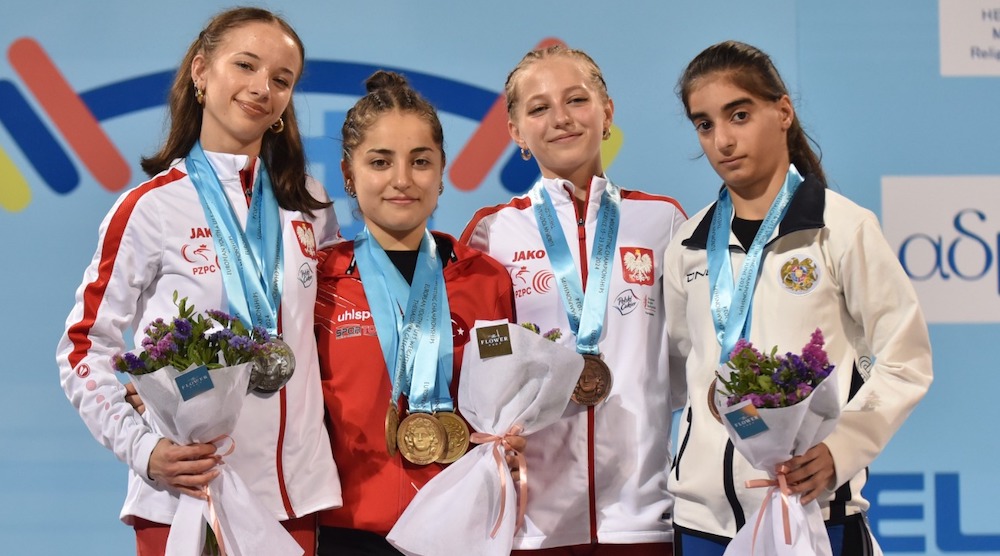 FATMA SENA 3 ALTINLA AVRUPA ŞAMPİYONU