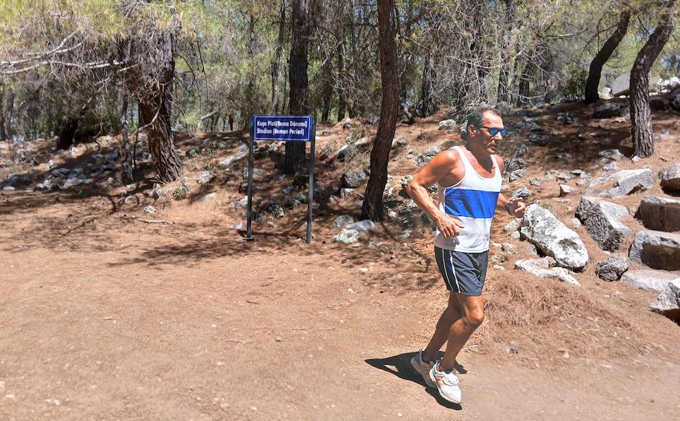 Gazi Aşıkoğlu: Sporda da Tarihimize Sahip Çıkalım