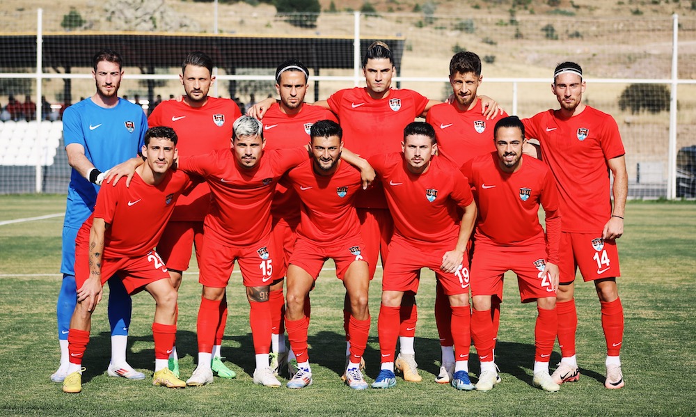 VANSPOR GÖZÜNÜ 1. LİG’E DİKTİ