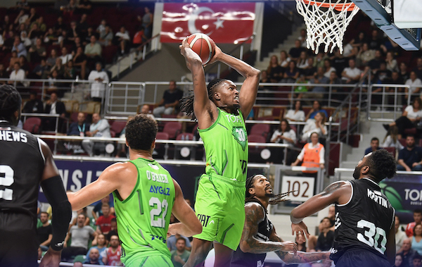 Beşiktaş Fibabanka Sezona Yenilgiyle Başladı