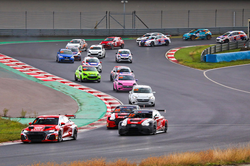 Pist Sezon Finalinde Büyük Çekişme