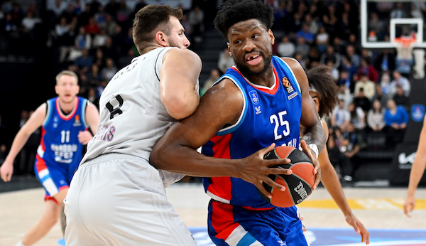 ANADOLU EFES EVİNDE KAYIP!