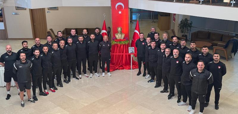 UEFA B Eğitim Programında Atatürk Anıldı