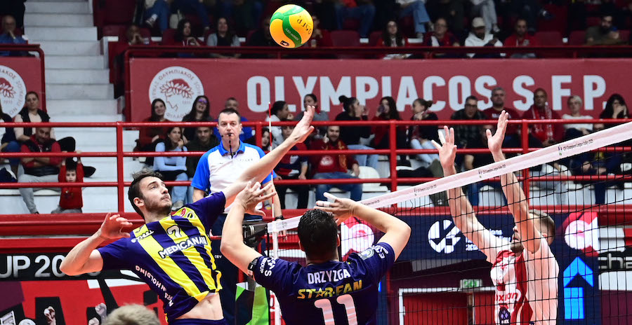 FENERBAHÇE MEDİCANA ATİNA’DA GALİP!