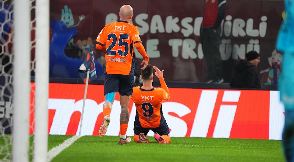 RAMS BAŞAKŞEHİR PIATEK İLE COŞTU
