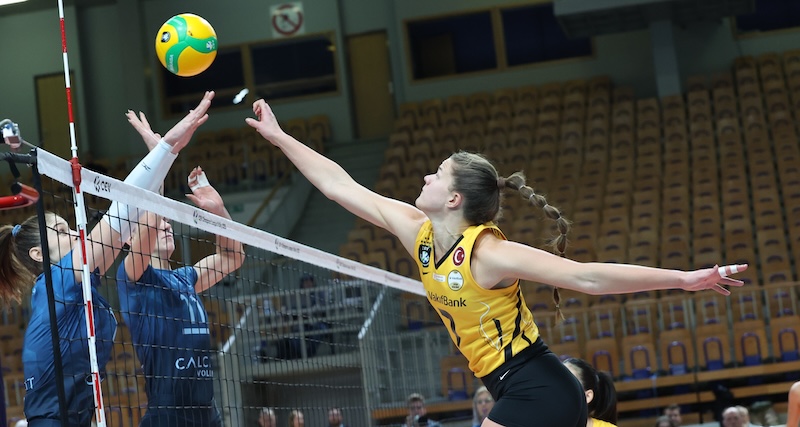 VAKIFBANK AVRUPA’DA YENİLGİSİZ