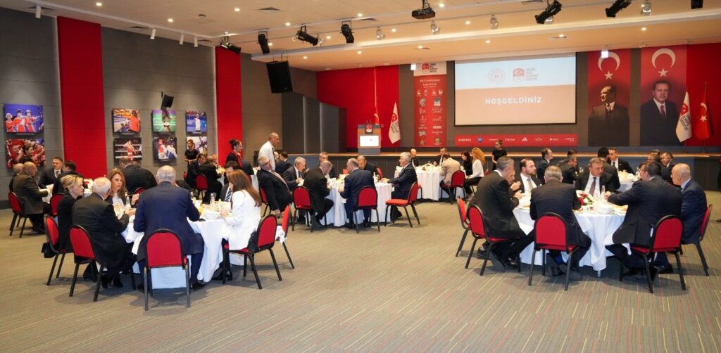 FEDERASYONLAR OLİMPİYATEVİ’NDEYDİ