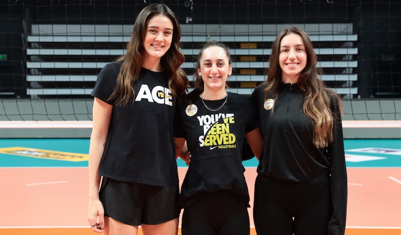 VakıfBank Altyapısından Yetişen 3 Oyuncusuyla Sözleşme Yeniledi