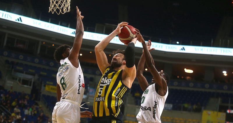 F.BAHÇE BEKO DAÇKA’YI RAHAT GEÇTİ
