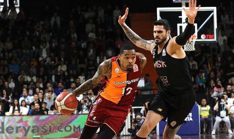 GALATASARAY MERSİN’DE KAYIP