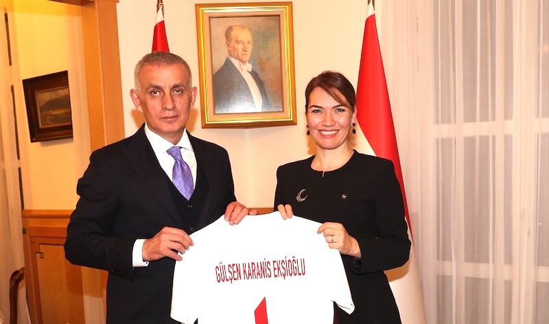 Hacıosmanoğlu Macaristan Büyükelçisi Ekşioğlu’nu Ziyaret Etti