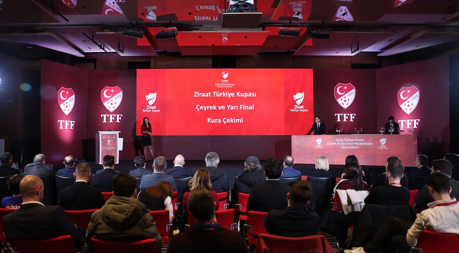 KUPADA F.BAHÇE-G.SARAY DERBİSİ