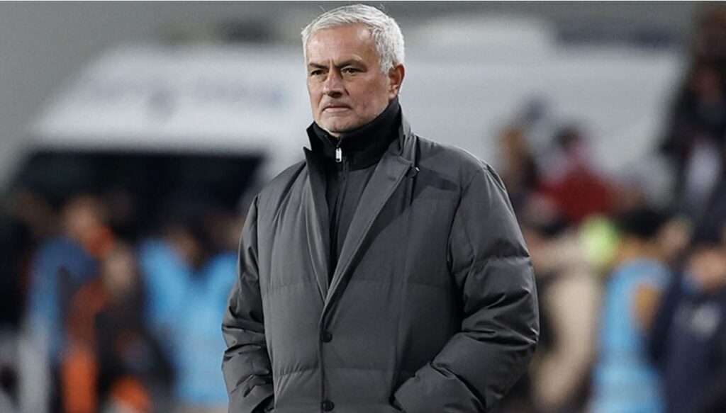 “İLK YARIDA BİZİ LİVAKOVİÇ KURTARDI!”