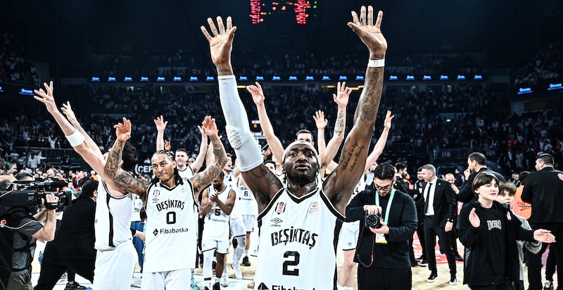 BEŞİKTAŞ’I FENER DE DURDURAMADI!