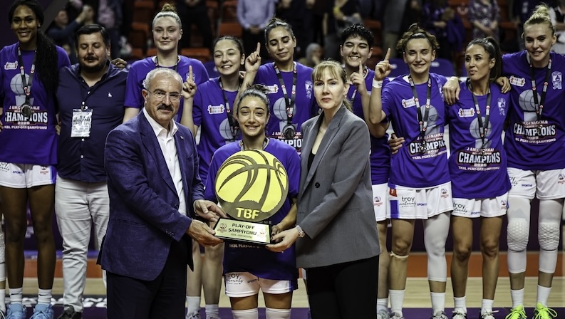ÇANAKKALE BELEDİYESPOR TARİH YAZDI