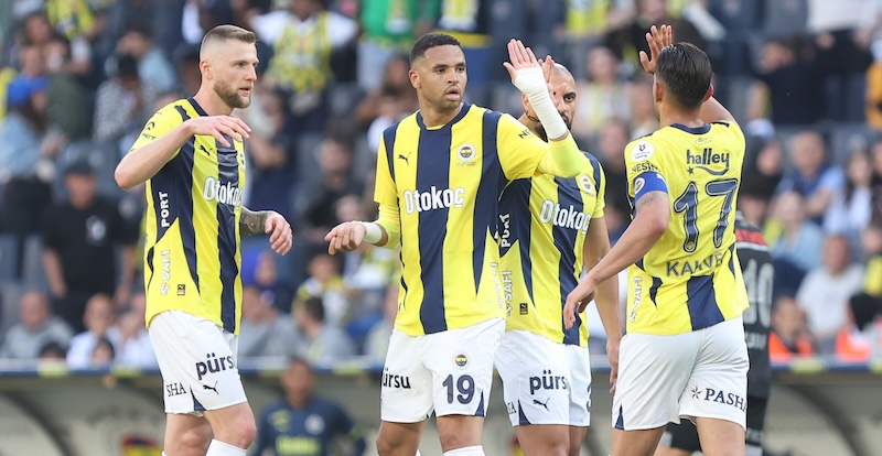 F.BAHÇE SEZONU GALİBİYETLE KAPATTI