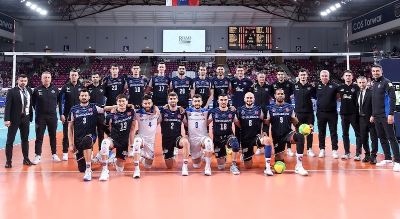 HALKBANK AVRUPA’DA SAHNE ALIYOR