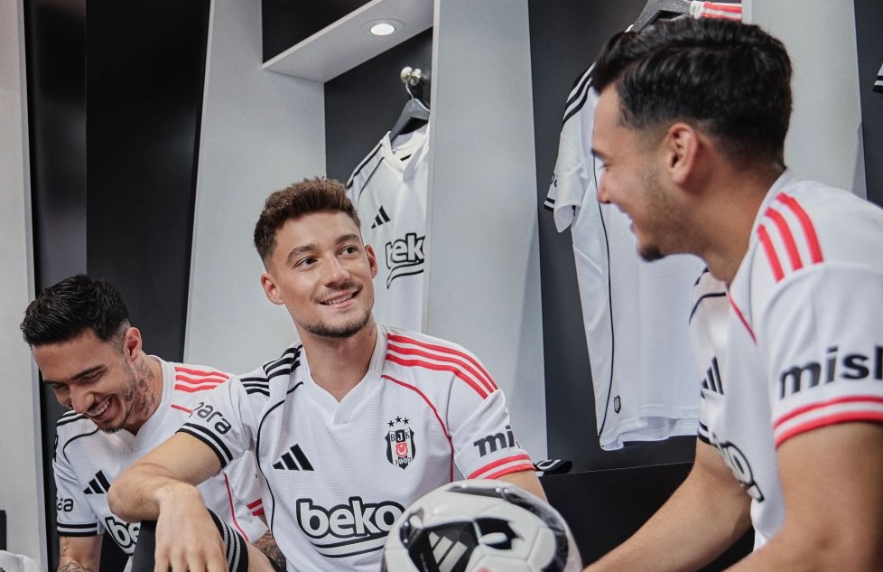 BEŞİKTAŞ’IN YENİ FORMALARI HAZIR!
