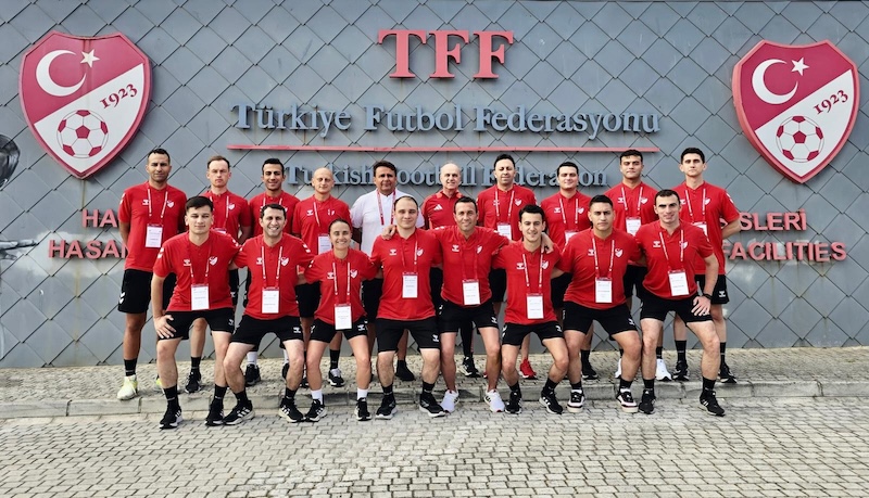 Futsal Hakemlerine Riva’da Uluslararası Eğitim