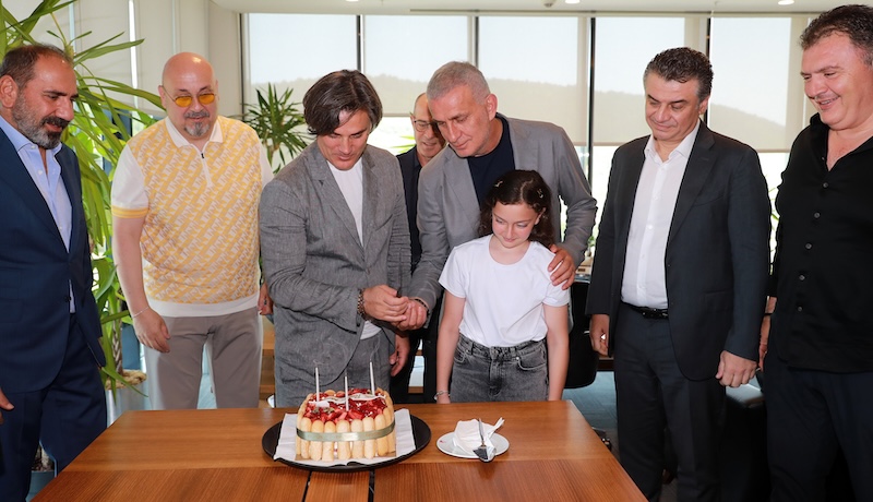 Montella’nın Doğum Günü Kutlandı