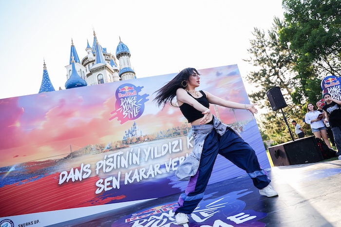 Sokak Dansının En İyileri Sahnede