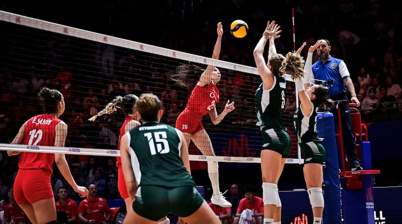 TÜRKİYE’Yİ POLONYA DA DURDURAMADI