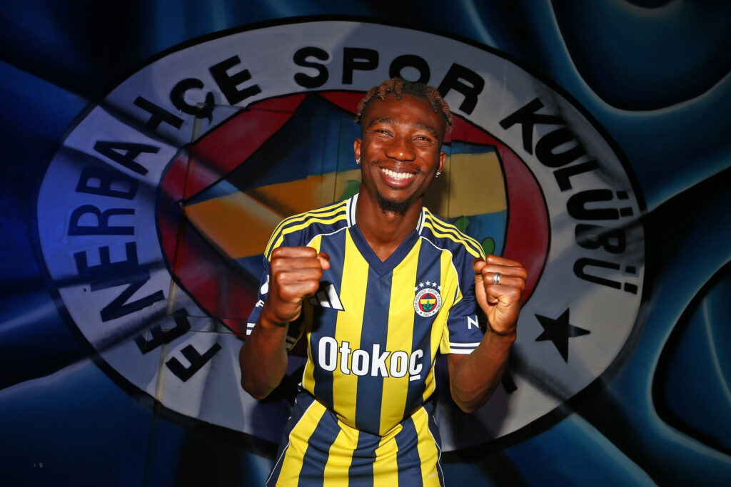 NENE: FENERBAHÇE FORMASI GURUR