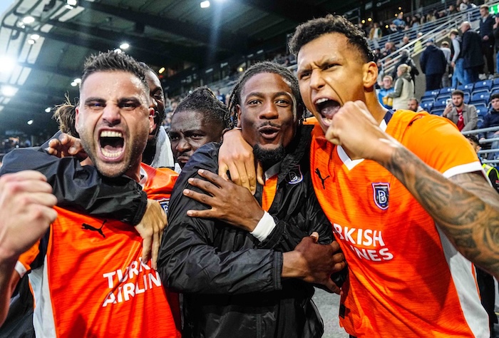 BAŞAKŞEHİR SONRADAN AÇILDI!