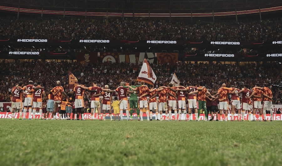 GALATASARAY’IN RAKİPLERİ BELLİ OLUYOR!