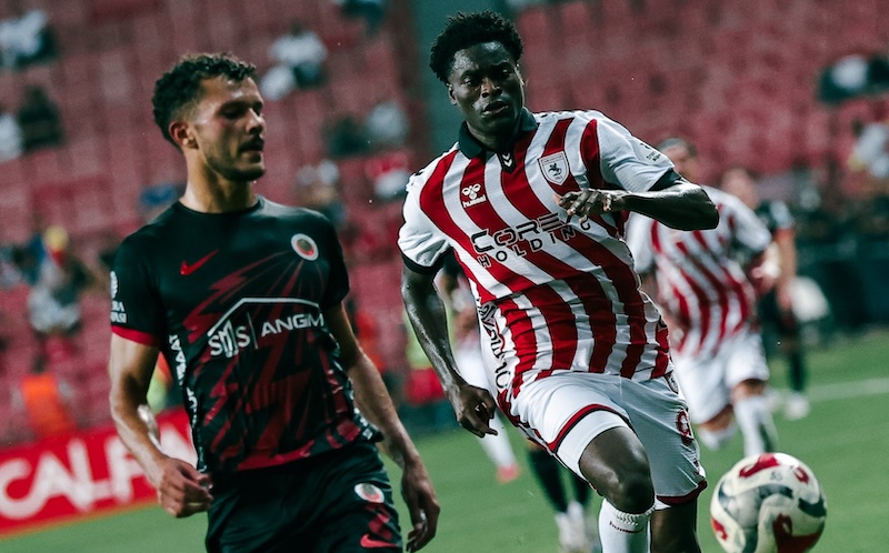 SAMSUNSPOR SEZONA 3 PUANLA GİRDİ