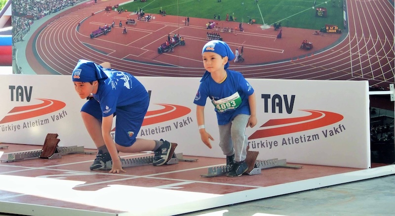 TAV, Genç Adımlar Destek Projesini Hayata Geçiriyor