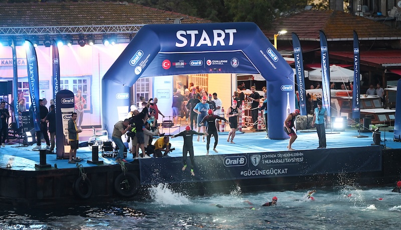 Oral-B Avrupa-Asya Triatlonu İstanbul’da