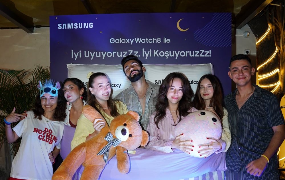 “Galaxy Watch8 İle Koşuyoruzzz” Etkinliğinde Pijamalı Koşu
