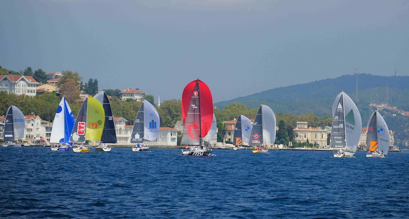 Yelken Tutkunları İstanbul Boğazı’nda Buluştu