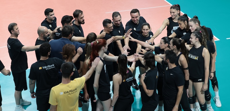 Vakıfbank’ın Yeni Kadrosu İlk Kez İtalya’da Sahne Alıyor!