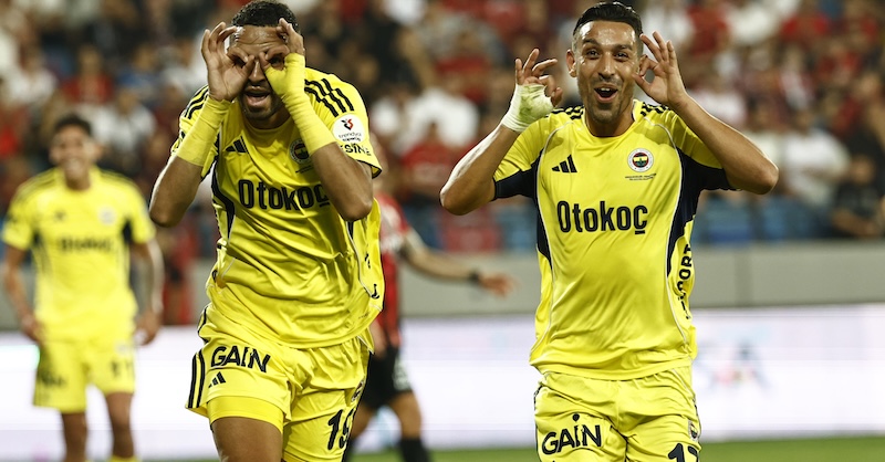 FENER’DEN MOURİNHO’YA VEDA: 3-1