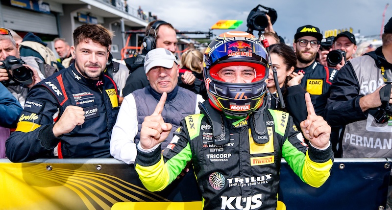 Ayhancan Güven’den Tarihi Şampiyonluk