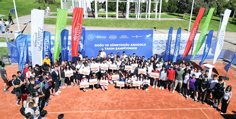 Teniste “Doğu ve Güneydoğu Anadolu Takım Şampiyonası” Heyecanı