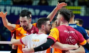 GALATASARAY’DAN DERBİ ZAFERİ