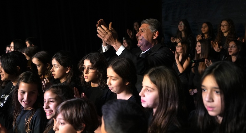 ADALI ÖĞRENCİLERLE BULUŞTU