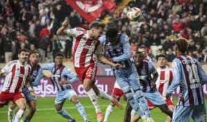 TRABZONSPOR ANTALYA’DA TAKILDI