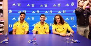 Fenerbahçe’nin Yıldızları Taraftarlarla Buluştu