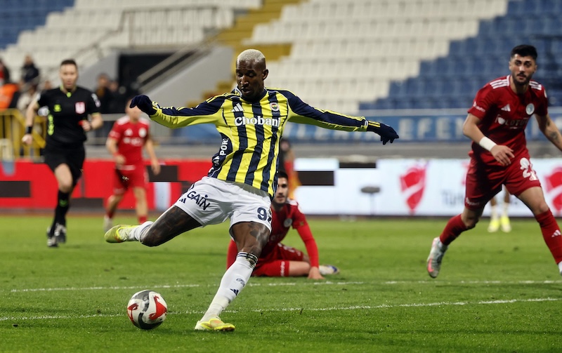 FENERBAHÇE TEK GOLLE KAZANDI