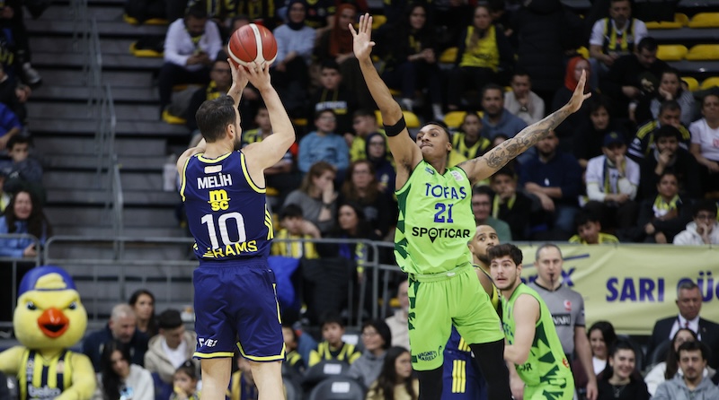 FENERBAHÇE BEKO LİDERLİĞİ SÜRDÜRDÜ
