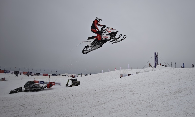 Rize Handüzü’nde Nefes Kesen Mücadele